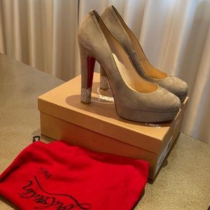 Christian louboutin pumps